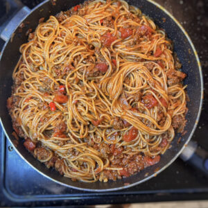 easy spaghetti bolognese recipe at home