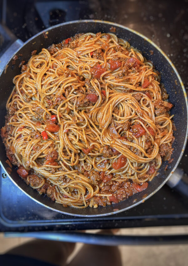 easy spaghetti bolognese recipe at home