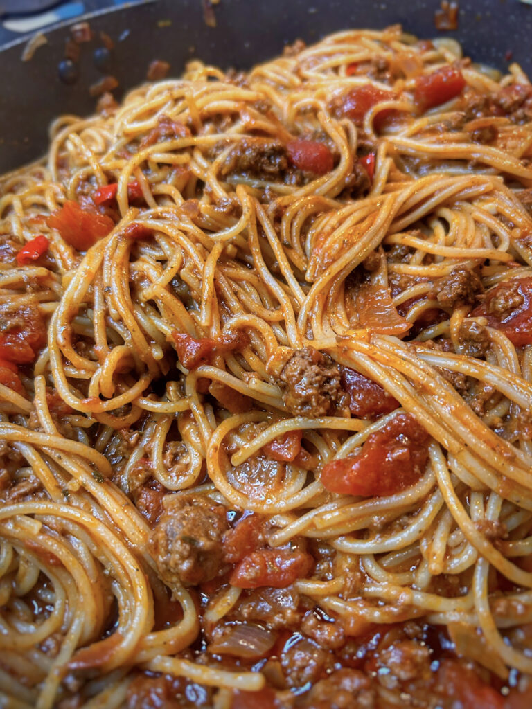 spaghetti bolognese 